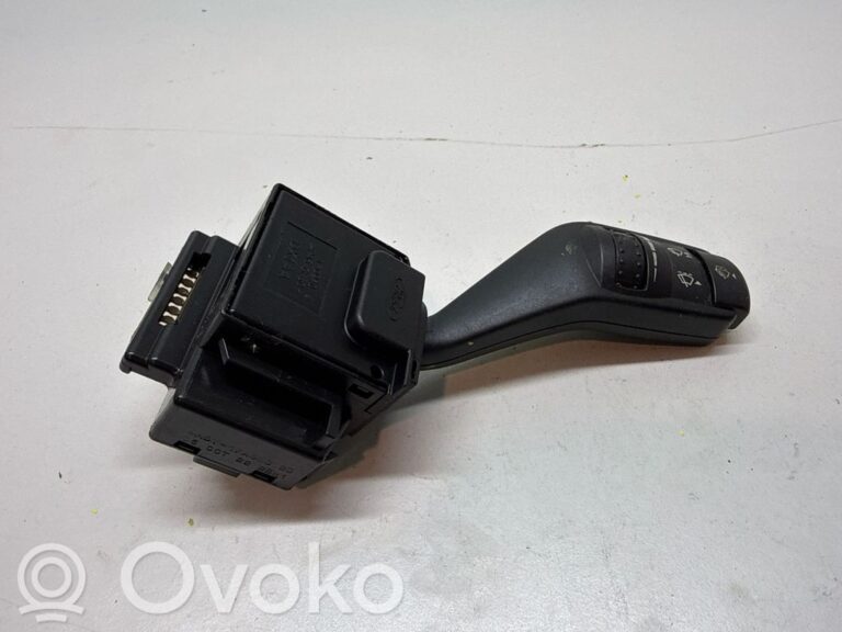 03234d23b5808e9954592f0b12a79bf6-d4f905546de459257ed14ac1722bf706_wiper_control_stalk