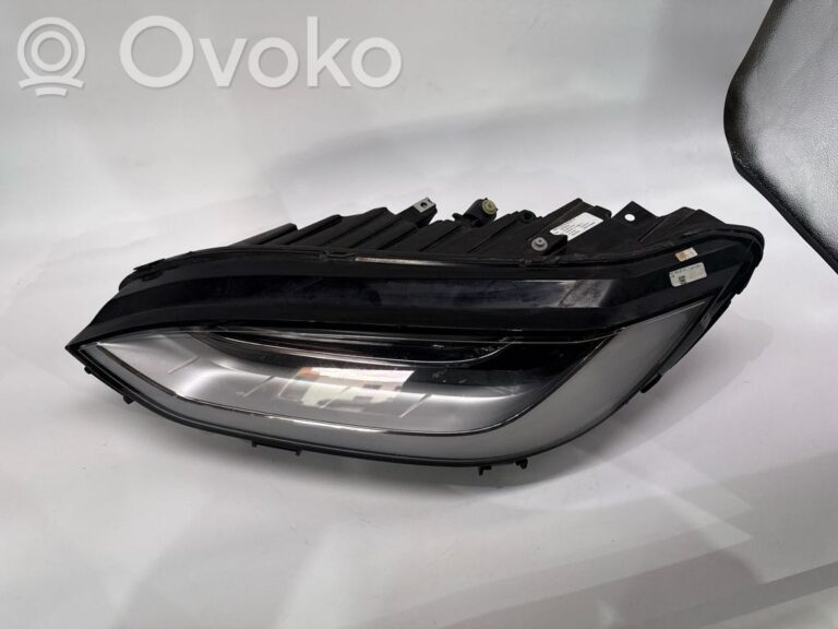 0534a561f9956050ef28a5d7bdbbc799-9f837e14eae8a0667c14f353652b2a69_headlight_headlamp