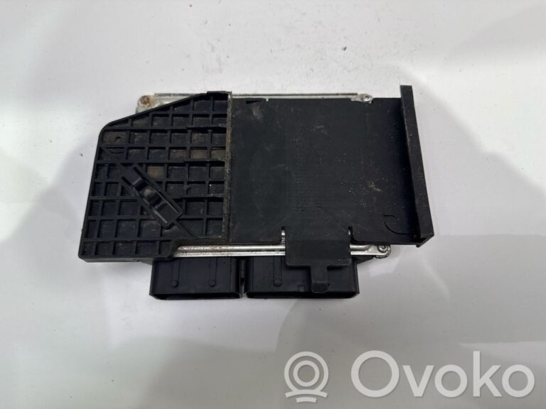 065f49ca0242dc13924b6dd2cfbeb5dc-5eb2a7a9d56776206ae402314f15373f_calculateur_moteur_ecu