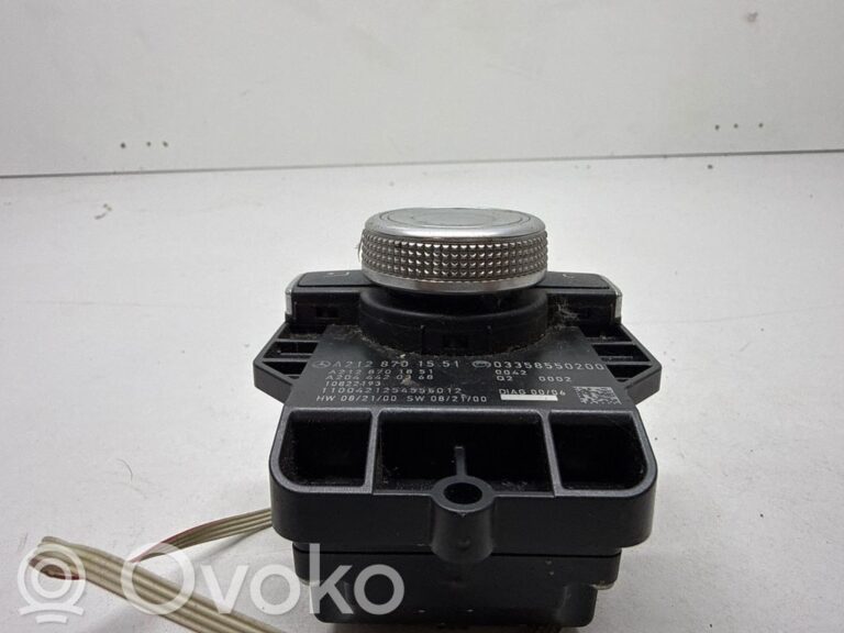 1e803a3bbcef3ad80641a924cfc63358-8e9b3d8e6602bf4fa5efee5e997fcefd_head_unit_multimedia_control