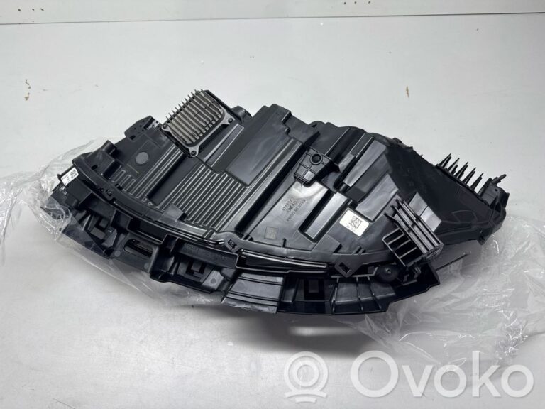 282a0ceb03290d4bd444505e744cd39e-0e76ba23943c31841d059c7f7f594fc4_headlight_headlamp