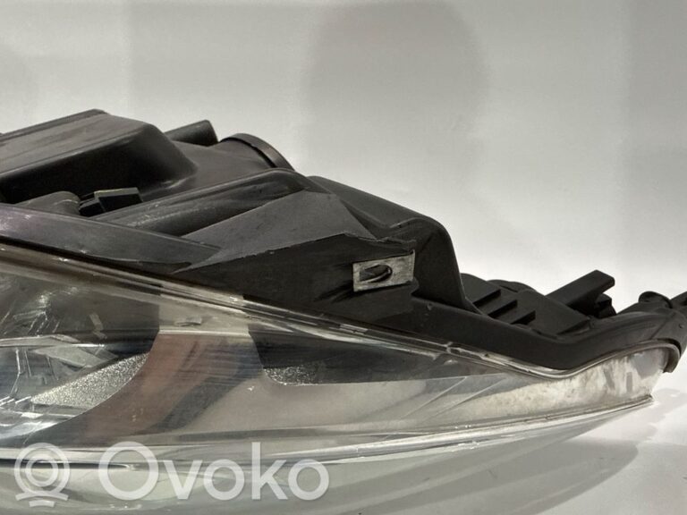 2cad123603d4a988df7f6f62d3765cae-72b7f5d9809b430a5bb01c112f86b894_headlight_headlamp