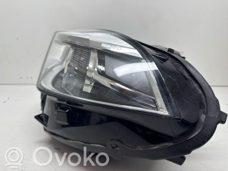 3003cd4595a4b398388c83769d9d4c2e-b4d4ea614c902848319f8c1573284d94_headlight_headlamp