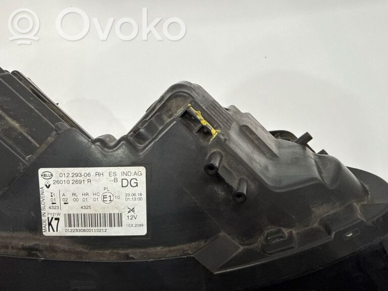 301ef123b719965c06c6edb21fc85a09-aad5d204349d9572d2eca056d6476333_headlight_headlamp