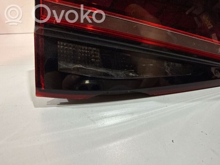 360aaf2c66a388aeb8e4977e3ed7ef27-b43babb053d03c4910a309478792494c_rear_tail_lights