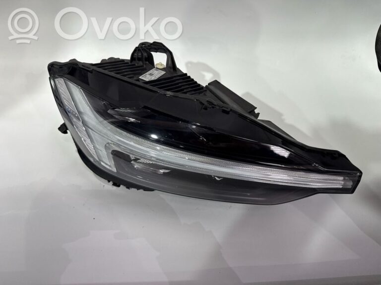 3b1ad31d25907ae5c4720af0fec8c369-bee44f2df0380b8564a78cf3d5543abb_headlight_headlamp