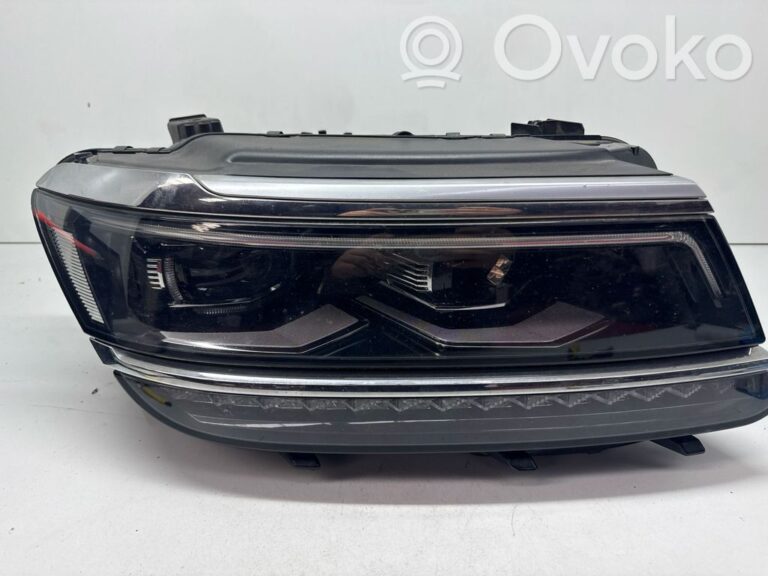 3ff2d46d792ee01fd2090878d083e7d7-54440651c64fafc3cc1d817789d6abfe_headlight_headlamp