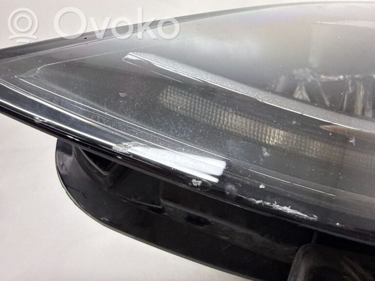 454d48252c165e124551da599b1a0367-760126a84823710f8efcca43403eafe6_headlight_headlamp