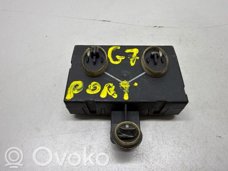 49484b0391472c3f5f4ec6bcb728ea00-49244a0cf8afa0bc47dc5f2564682600_door_control_unit_module