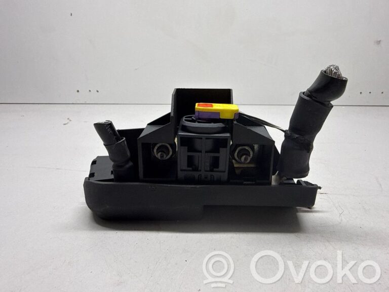 52d73d064d11cf51ba47525ec5f11378-40d0f7adb7c700c9af6f71ceea7456fa_battery_relay_fuse