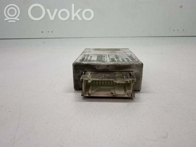 5645b429ab0310abbf3fd1055e9a1888-656617d54b9d6df6853e4d356be62143_air_suspension_control_unit_module__rear_