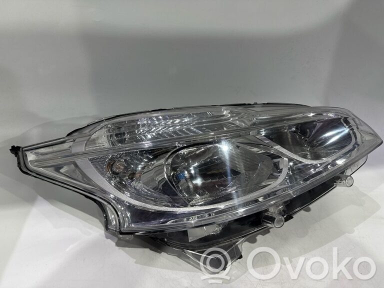 5853b2533a4cd74ff5b9a579f2051e1f-fa93772299c1daf9e01ec3d55645c2f5_headlight_headlamp