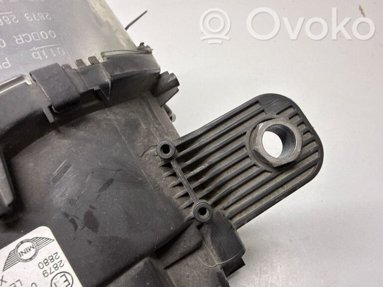 6ac677dd70e83284cb65be36d4f7e107-eb933c10ef0bffa8fd206f92b808b926_headlight_headlamp