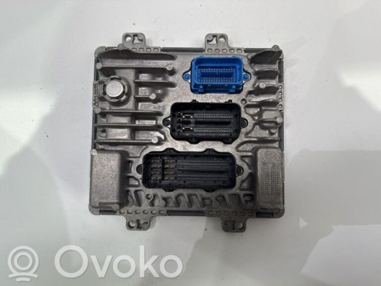 734cfaf0655f19a9f62107580d3e6435-da24b098bc2be5049cd2c114f6c410fc_calculateur_moteur_ecu