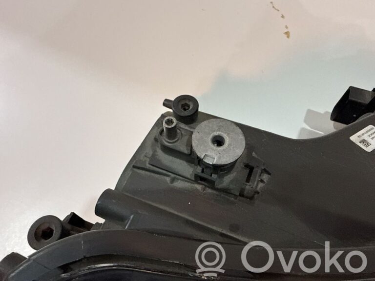 736cad6dc9ba26e3bcbf07a6f4b38adf-9c1d9ad30cd2c30fb5767109cfa7e55a_headlight_headlamp
