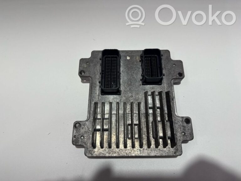 73d932223556979c35fb9df706f7fc08-f62e7b5522465bbef06b8f61ce561d55_calculateur_moteur_ecu