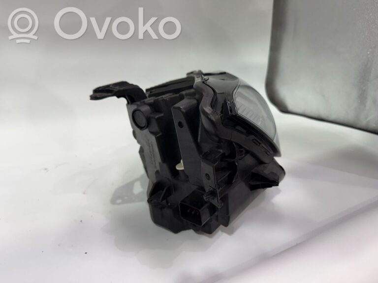 7dd88165d966e28ff1655f2ba6239340-9aa0cb2f1f419a2943eb34d6530cc25f_headlight_headlamp