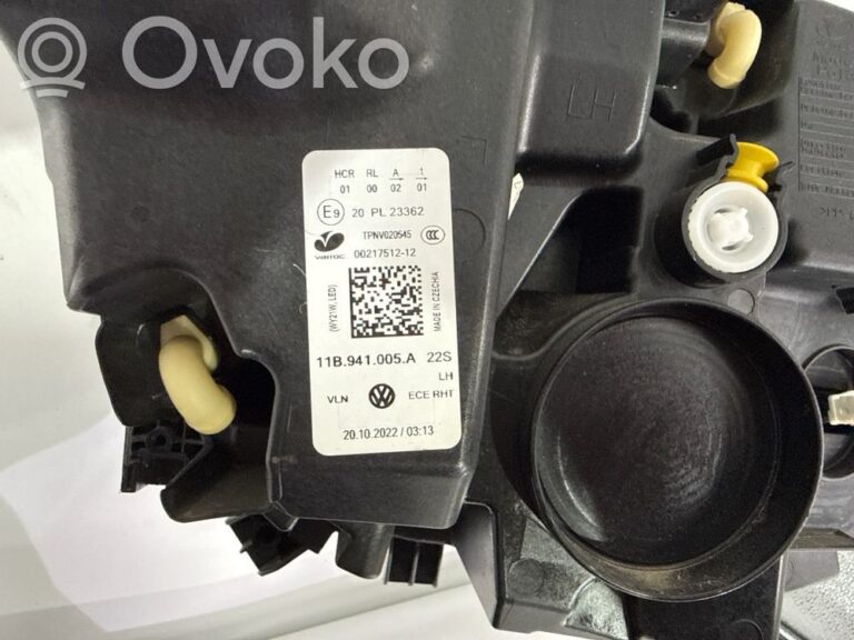 89697b24ab9889e3fa24f48b619b4703-ff6868f97b63edb2283a475bdcb8f234_headlight_headlamp