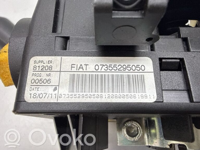 8ad8a36e2f3831407ae11fd9b5c56c1b-0f8e5bb983fe467ab5aa35e9ef4b1bf0_rear_tail_lights