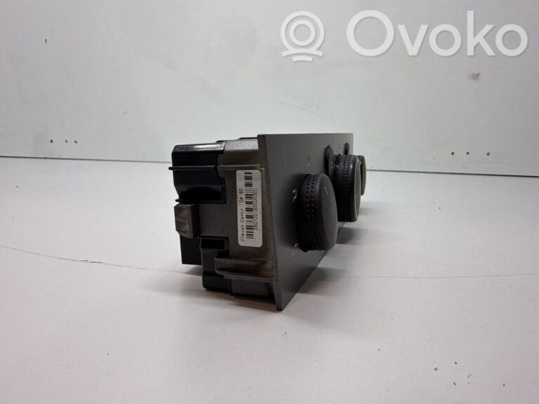 8eba0587a131cea006be402bf45ca22a-d3aaef646d56bf3aaf81cc8d972b71a8_climate_control_unit