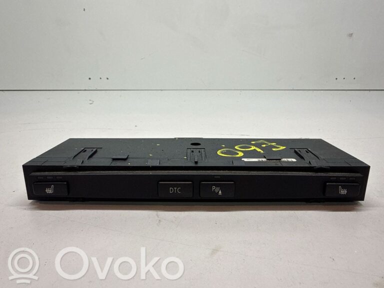 8ef9e1e5c12b17ac3465b8ba492da018-69f545e93a073a1fb9afb80219cc6169_seat_heating_switch