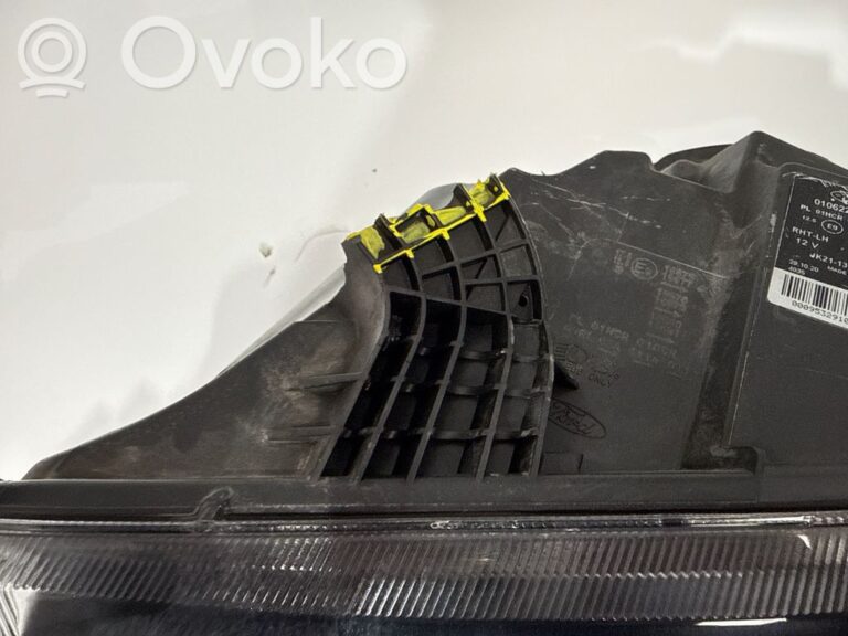 8f1d3d98b9600076bace603461d27cfb-3c21109c9ee57a2a7122a2641b287cde_headlight_headlamp