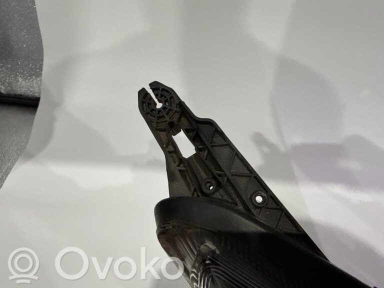 95134889511fb7ae9197fbc5a0ebca91-5a3b410562a0f31104bafd9c8c9778bd_headlight_headlamp