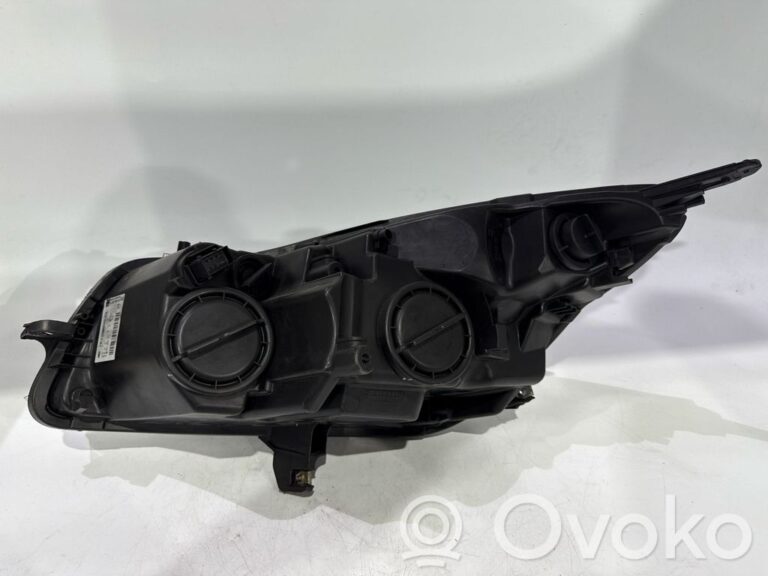 96daca41a49987aac049417952e0b760-efd19ed1ea32edbae66726e336c16aac_headlight_headlamp