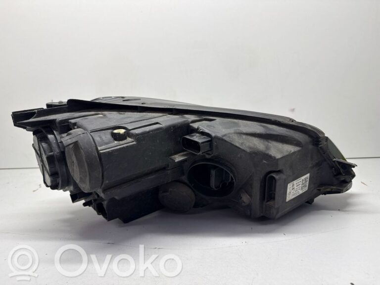 98e7f245d2e0fe1b5e3696b83b1dbec9-46e3ffd07ba8f49207a93b8ba227a310_headlight_headlamp