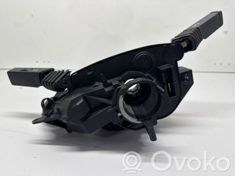 a5670c83901689b470e652b047967d3a-145677bf2b31df59f6a045c286a98075_wiper_turn_signal_indicator_stalk_switch