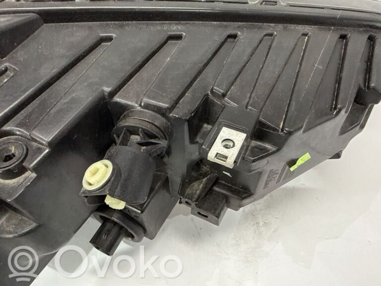 a618bf30027c45a1124ab8f5330c1a39-72ca2ba2804ff3e8b2aab2085e46482d_headlight_headlamp