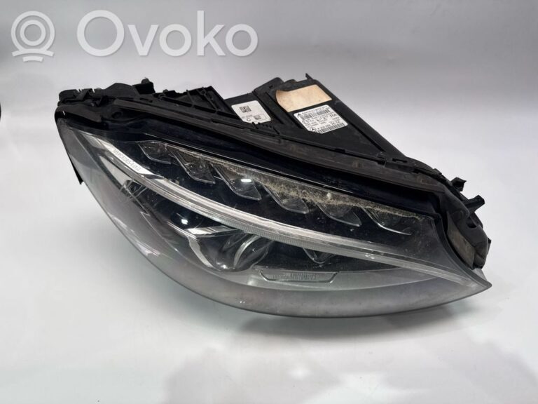 a70e863cb7fda748b46b12810a47e6af-eb46bc9ec2434f9f261c5f178f9a480a_headlight_headlamp