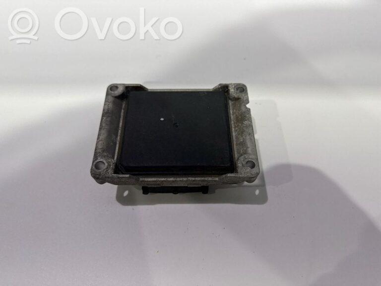 ac42f92b20d89a7e548ff4e804e856bf-357c9cbac60383405220a9124eb039a6_calculateur_moteur_ecu