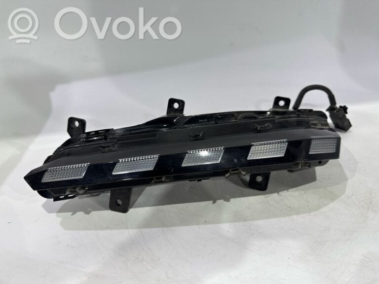 ad940f84e042f7d2c91321bd1298b0c7-8f033bc3fec895e7f6f843e9ffd64cd1_led_daytime_headlight