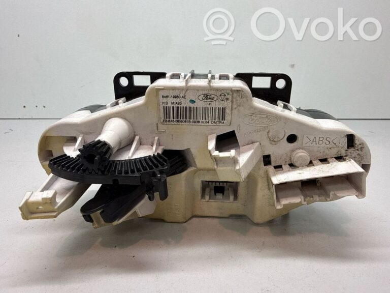 aff61872e8a6b6ba5076537953391594-b0aa1f73a19afeaec7e4a60b7b25e7cd_climate_control_unit