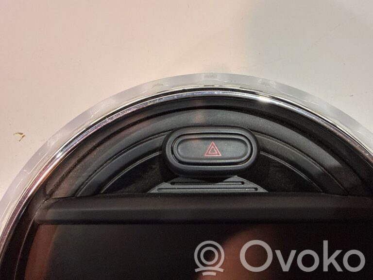 affc1f0d08c461d11e813aebd19eee65-45cdb6a8112cf5b136f10dc1e933ef40_head_unit_multimedia_control