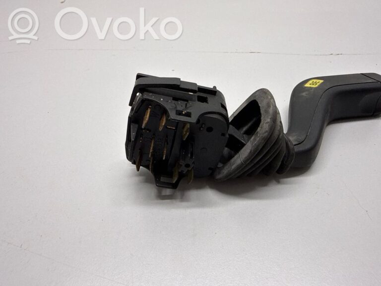 b195404d8a10e58aa1514c1428b0ff09-95813b430504d3a8b5b472d87780df08_wiper_control_stalk