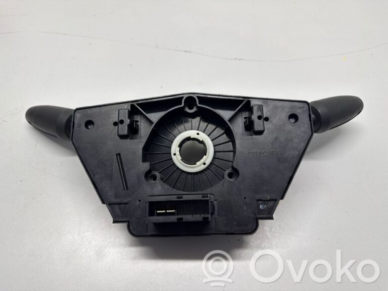 b49b0b601ed28e9f2082a10e51ec9cef-e528f20908604c630eac0bc75d6d201d_wiper_turn_signal_indicator_stalk_switch