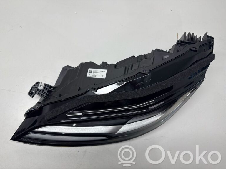 bd2a70caf9d54ac9d4d51ca72b94c202-8ed499b80e2761c3fe1b4ad257a8cbbe_headlight_headlamp
