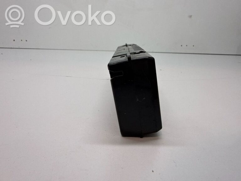 bf5b91384a4883d08338cf6e7a811f94-177d919bf9a3b653e01d755edfa21a1c_screen_display_small_screen