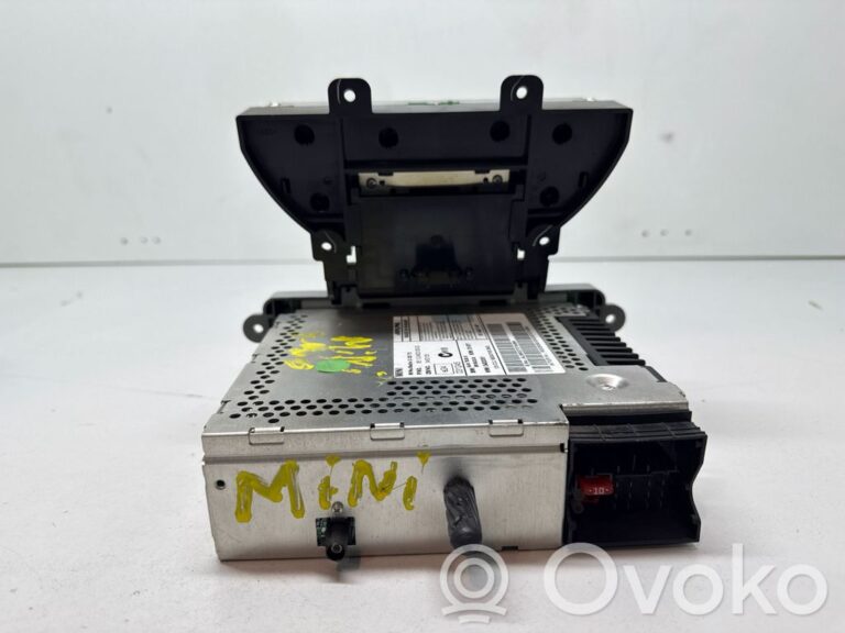 c172b63910fbb5abed2efb48b840f0a8-d76e40fac8829516b15b02a843b2148d_radio_cd_dvd_gps_head_unit