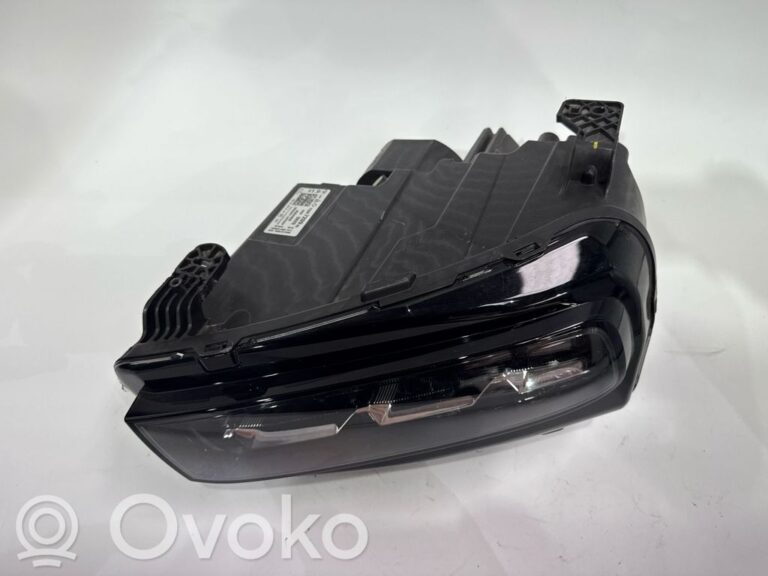 c60a9420ab8b160440389770f2c6424f-9c7327a2c757de589c300a69ea036f61_headlight_headlamp
