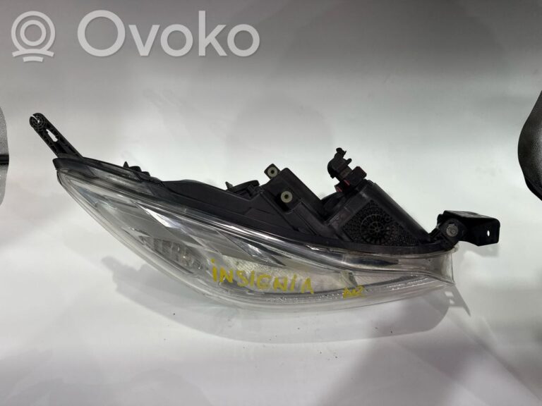 d2fa74668a005a584614172e62e535cb-f5de43eb90b22a2d83a8189f00a25990_headlight_headlamp
