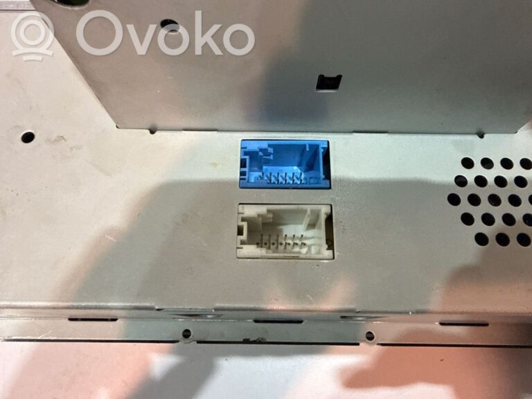 de8a633d004f395b248dd3bbe49e95fb-034d793b47462ee46c0382f144075279_radio_cd_dvd_gps_head_unit