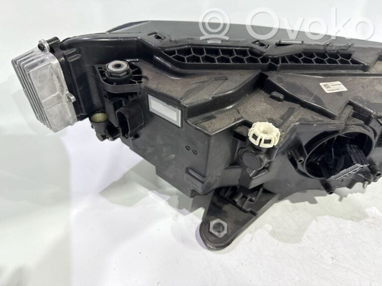 e5096e424d151a9a500557ecb0b2eb01-e83934cfa5e8fd95eb51ec18776f2b66_headlight_headlamp