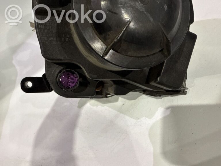 eb68641b7fa63655953df398836d7b60-d2d17336b976c4d8f2d19490263763e4_headlight_headlamp