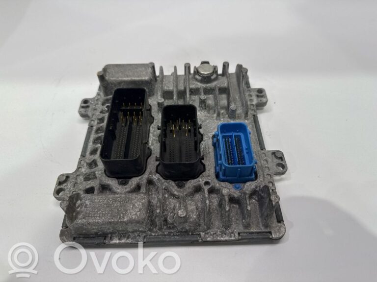 ee6294ca163332e21895cbf0e2b2400b-847c1432b2e00494bec4e8db981b6e1d_calculateur_moteur_ecu