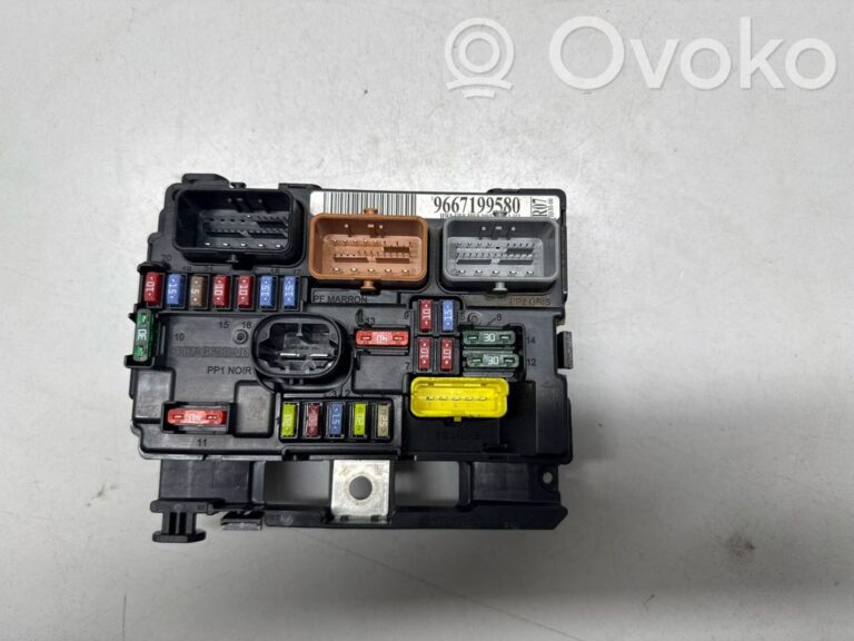 ef63b1f48d5c52d6f04098a734273af0-4b9195d25318218bdd548c4a052fc558_fuse_box_set