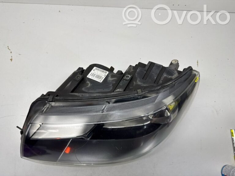 f86ab83caf4abd89c680ea92fafc214e-e7b71d73738e2cf81cd7b8cc9e3651a4_headlight_headlamp