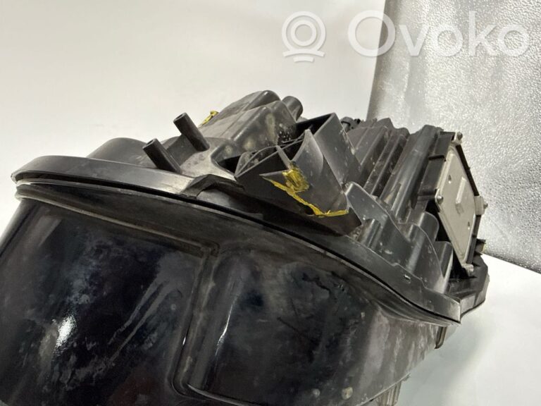 f8ef7380de294ff47e7456ca874249dc-8b1322b3ef037762e28af5782fa4a0f2_headlight_headlamp